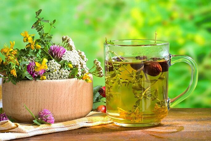 Կեֆիրի վրա ծոմ պահելու օրվա ընթացքում դուք պետք է խմեք բուսական թեյեր